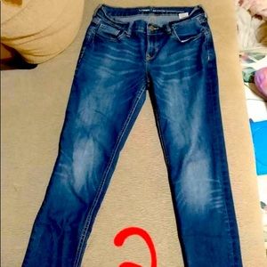 Old navy size 2 jeans.